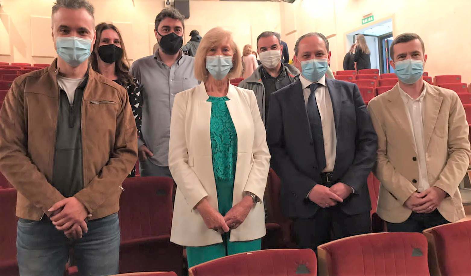 Equipo SHC y Decroly con Consejera Educación, Marina Lombó